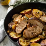 Frango grelhado com cebola e alho.